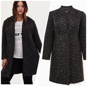 Torrid Grey Leopard Woolen Coat Size 4